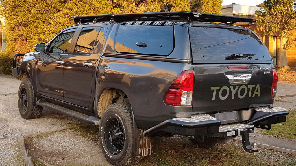 Toyota Hilux AN120 10/15 Current Dual Cab Oval Steel Roof Rack Tradesman Roof Racks